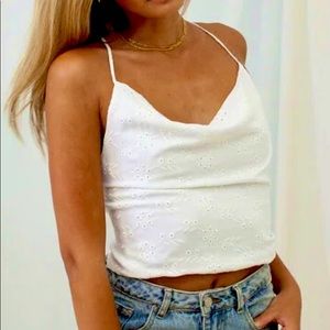 Isabelle’s cabinet white tie top